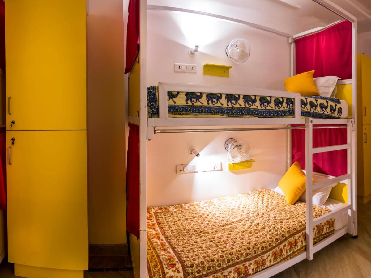 Gypsy Nest Hostel อัครา ภายนอก รูปภาพ